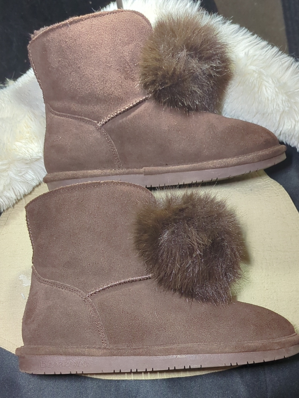 BearPaw Women's Brown Suede Pom-Pom Short Boots Women's Size 9 EUC NOW ONLY $45